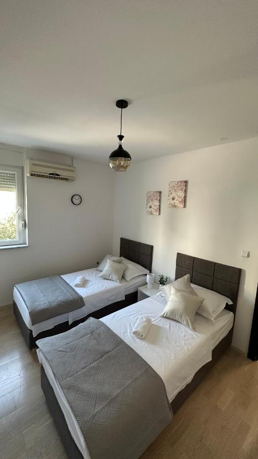 זאדאר Bili Brig Apartment מראה חיצוני תמונה